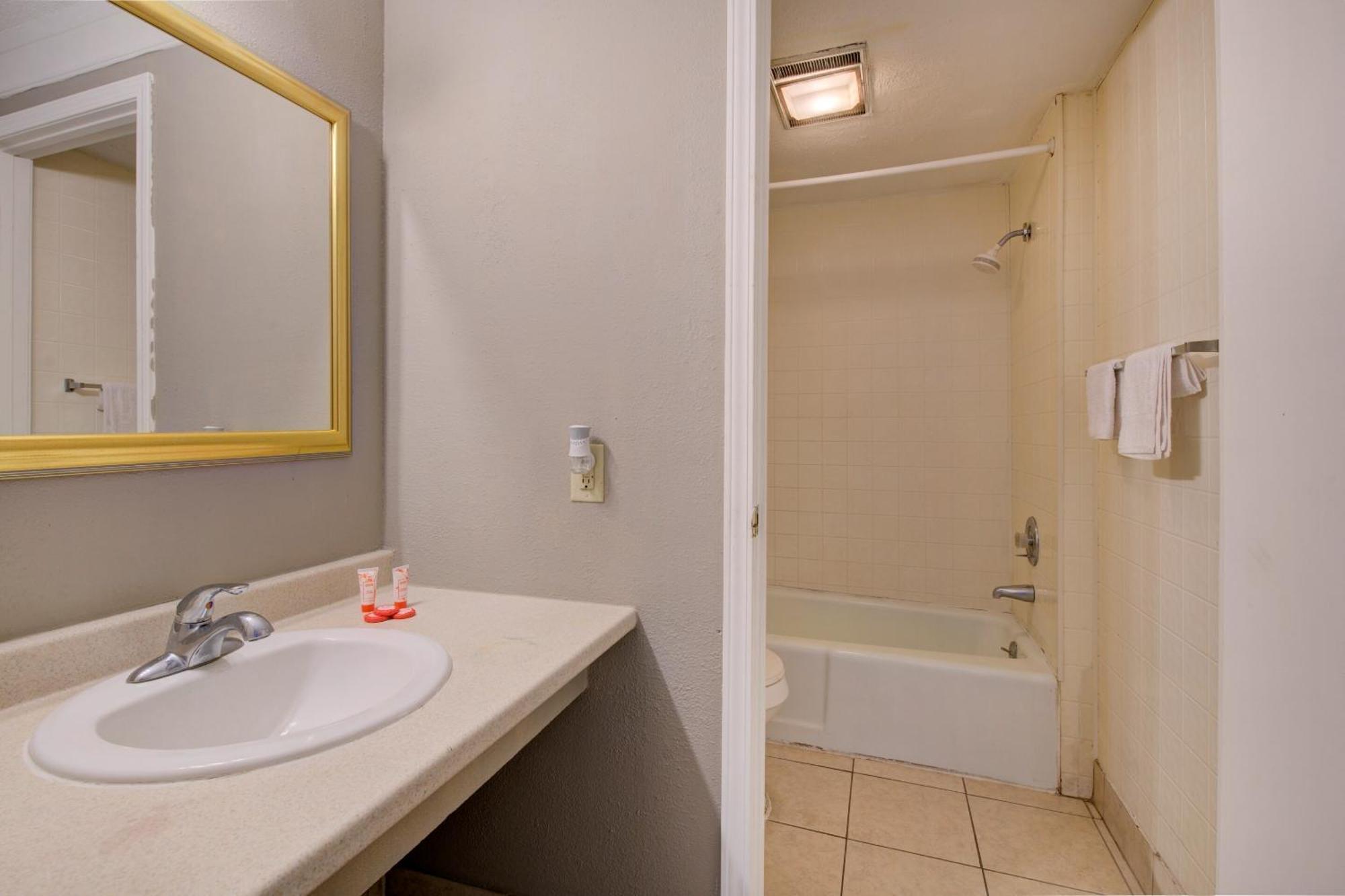 Oyo Hotel Douglas Ga Us-441 Zewnętrze zdjęcie
